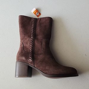 NIB Zelcinna Zip Up Suede Brown Boots, Size 7.5 Wide